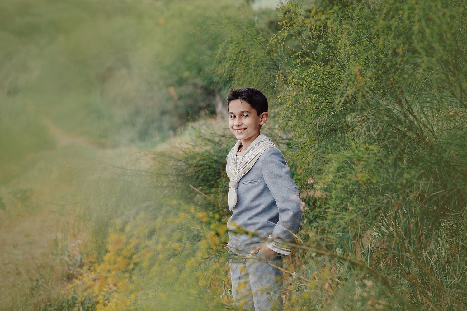 6B404FD3-D83C-4B53-8E34-3B8FCE1AF982